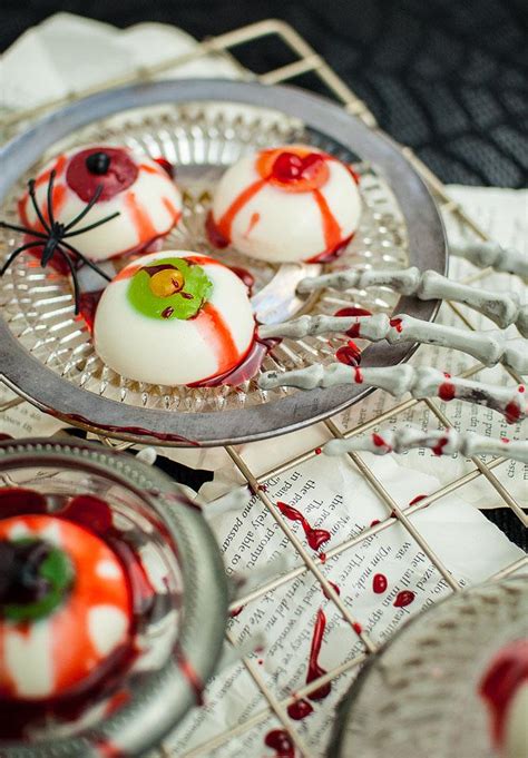 Halloween Panna Cotta Eyeballs Xoxobella