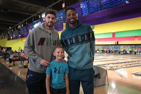 Hoops For Troops with Jeff Green and Georges Niang Photo Gallery | NBA.com