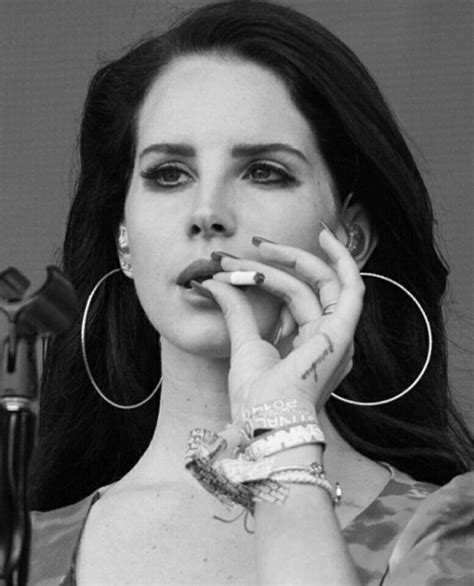 Cinnamon Girl In 2023 Lana Del Rey Smoking Lana Del Rey Lana