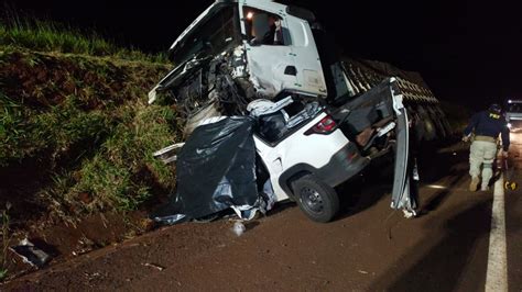 Duas Pessoas Morrem Em Grave Colisão Entre Carros E Caminhão Na Br 369