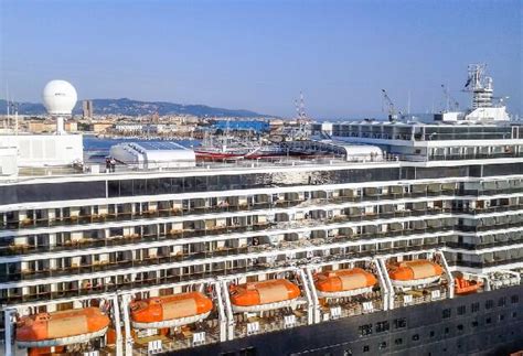 Cruise ships Noordam - Travel Images