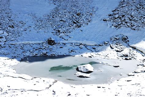 Roopkund (Skeletons Lake)