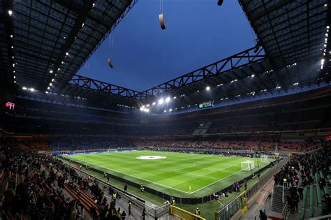 Milan Champions Flop Anche Sugli Spalti Solo Una Volta Oltre I Mila