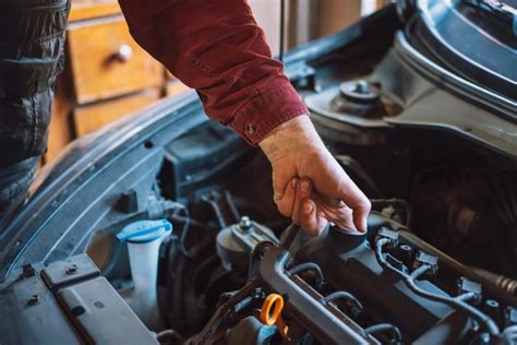 Detectar Y Limpiar La Carbonilla Del Motor Del Coche