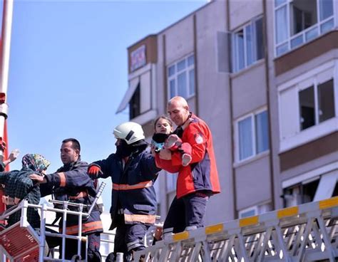 Mersin De Katl Apartmanda Korkutan Yang N Son Dakika Fla Haberler