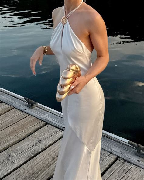 bachelorette dress inspo, shell clutch, lexi clothing dress, sunset