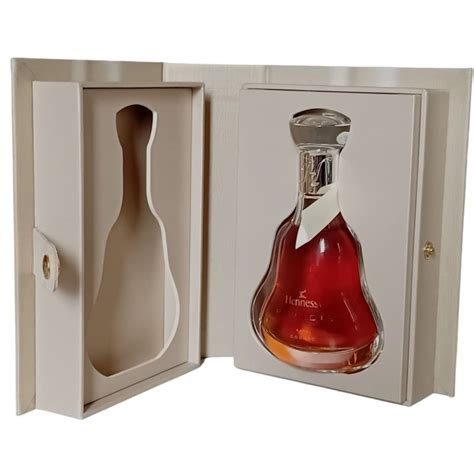 Hennessy Paradis Miniature Cognac Divine Cellar