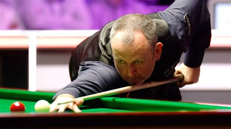 World Snooker Championship: Mark Williams knocked out by Si Jiahui in ...