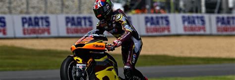 Sam Lowes voa na França e marca segunda pole seguida na Moto2