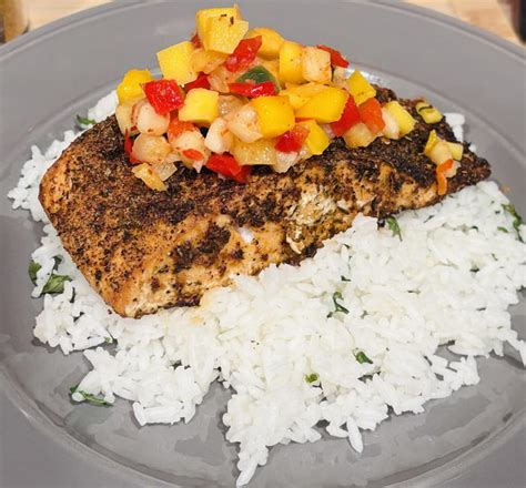 Blackened Salmon Cilantro Lime Rice And Pineapple Mango Tajin Pico 9gag