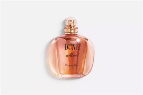 Best Dior Perfumes For Women As Per A Perfume Expert