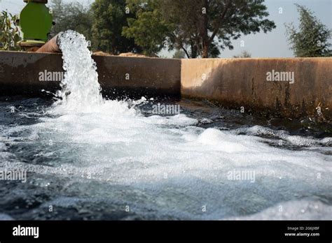 Turbine Pump, Field Irrigation system in Pakpattan District, Punjab, Pakistan Stock Photo - Alamy