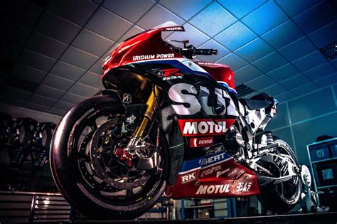 Suzuki GSX R1000R Yoshimura SERT Motul la résistance