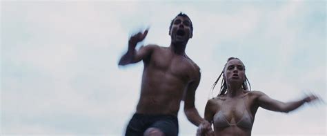 Naked Melissa George In Turistas