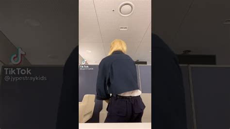 FELIX SHAKING HIS ASS TIKTOK Acordes Chordify