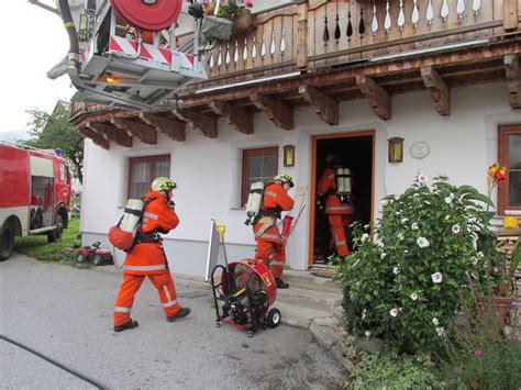 Wohnhausbrand In Gosau Freiwillige Feuerwehr Bad Goisern