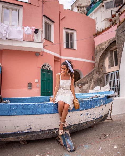 My Guide To The Amalfi Coast Nicole Isaacs Italy Travel Outfit Italy