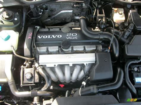 1998 Volvo V70 Turbo AWD Engine Photos | GTCarLot.com