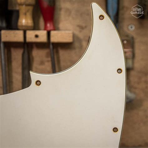 Pickguard Jazz Bass Parchment 3 Plis Relic By Guitare Garage Guitare