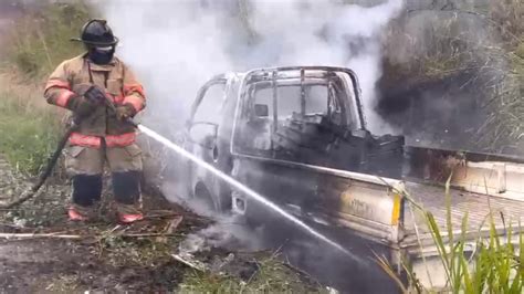 Veh Culo Se Incendia Mientras Transportaba Mercader A En El Occidente