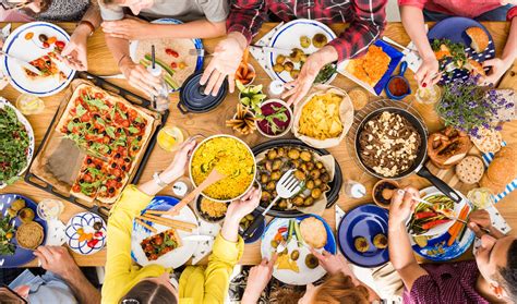 Comidas Para Compartir Pointbleu Branding Agency