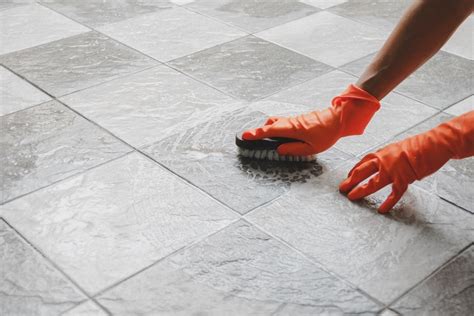 Step By Step Guide On How To Clean Porcelain Tiles