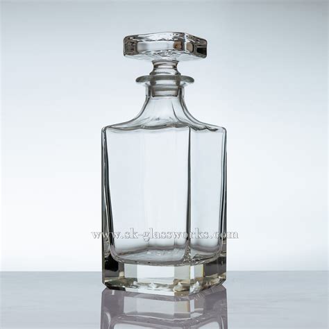 Square Crystal Whiskey Decanter Crystal Whiskey Decanter For Wholesale