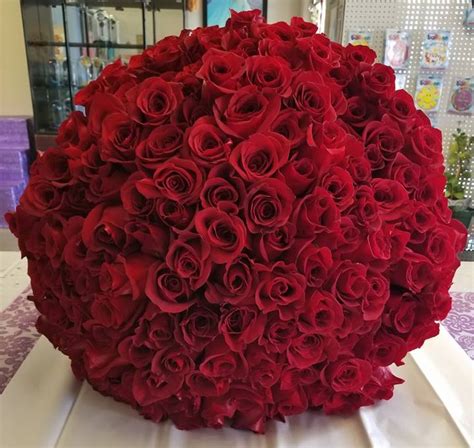 100 Red Rose Bouquet