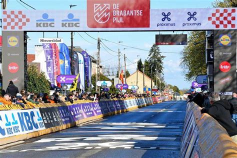 Brabantse Pijl 2025 Wordt Gereden Op Een Vrijdag En Ronde Van Limburg