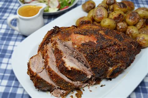 Assar Carne De Porco Colocar A Carne Por Cima E Levar Ao Forno Durante