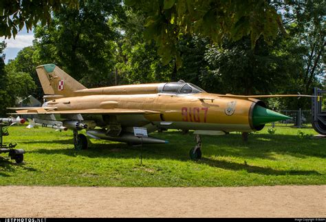 9107 Mikoyan Gurevich Mig 21 Fishbed Poland Air Force BobH