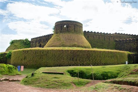 Gokarna Murudeshwar With Yana Caves Tour Package