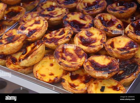 Comida Portuguesa Pasteis De Nata Las Tradicionales Tartas De Huevo