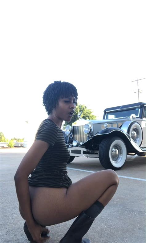 Outdoor Dildo Fuck Video ThisVid