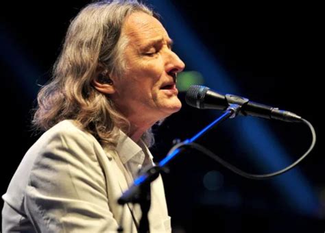 Supertramp’s Epic Performance of “Take The Long Way Home”