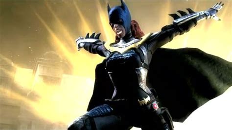 Batgirl Claws Through New 'Injustice: Gods Among Us' Gameplay Footage