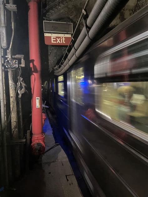 NYC subway tunnel : r/urbanexploration