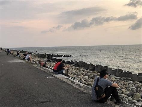 二仁溪自行車道西段接黃金海岸自行車道o形 By 冬烘居 旅聯網