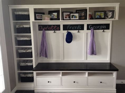 Mudroom Storage Bench | Dandk Organizer