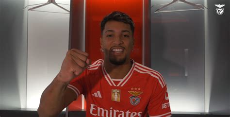 Sl Benfica Oficializa Contrata O De Marcos Leonardo