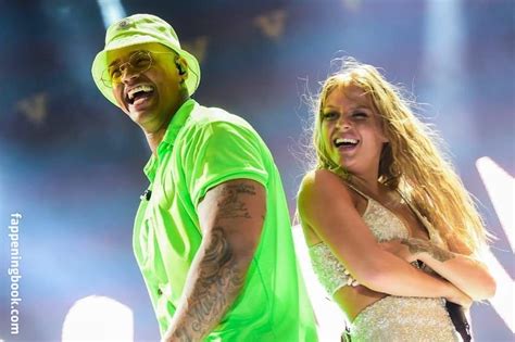 Luiza Sonza Nude OnlyFans Leaks Fappening FappeningBook