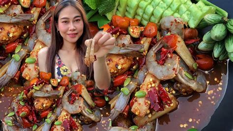 ตำกุ้งสดปลาร้านัวๆโรยเม็ดกระถิน เมนูประจำช่องมาอีกเเล้ว - YouTube