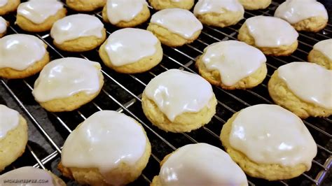 Glazed Lemon Tea Cookies Recipe. Delicious Glazed Lemon Cookies