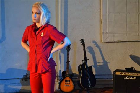 Review Punk As Fuck Stagebuddy