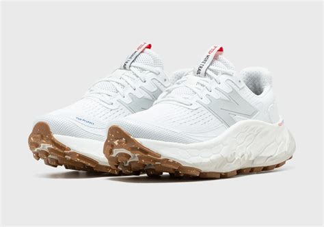 New Balance Fresh Foam X More Trail V3 White