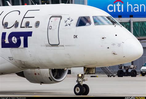 SP LDK LOT Polish Airlines Embraer ERJ 170 170 100 At Warsaw