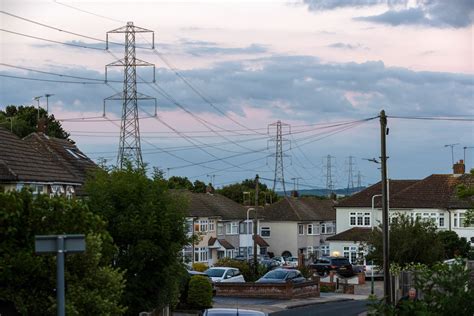 Uk Becomes Net Electricity Exporter For First Time In 12 Years Bloomberg