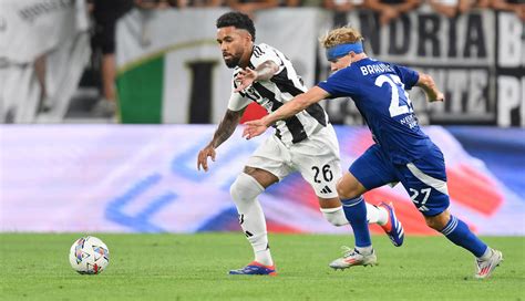 Verona Juventus Possibile Prima Da Titolare Per Douglas Luiz