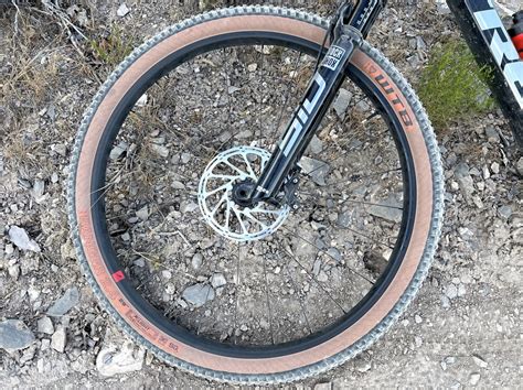 Review Fulcrum Red Zone 3 Wheelset FeedTheHabit