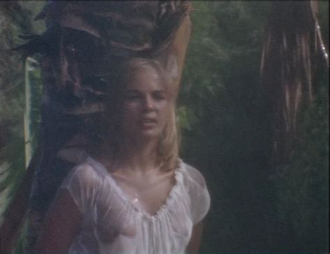 Naked V Ronique Jannot In Paul Et Virginie